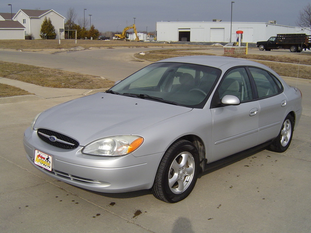 2002 Ford taurus for sale